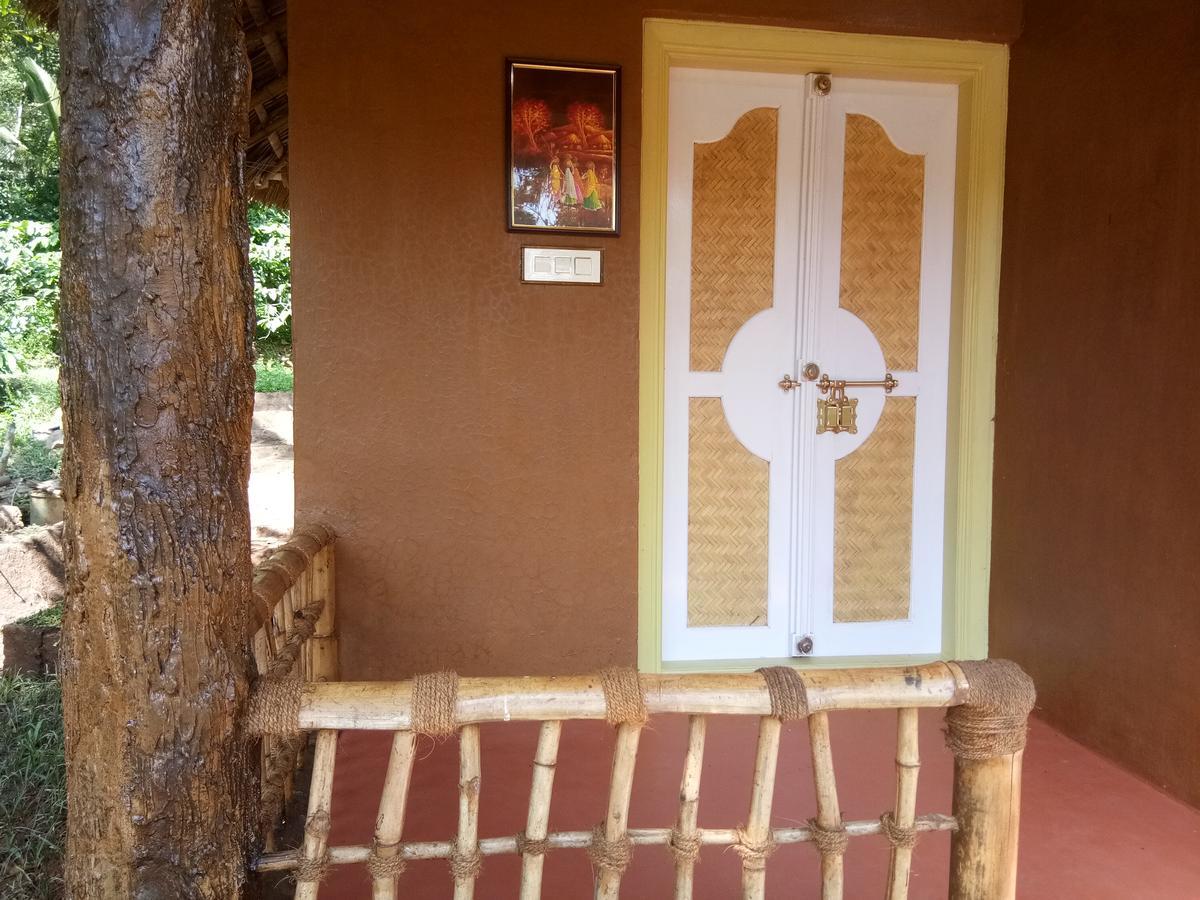Kalidasa Tree House And Villa, Wayanad Chegat ภายนอก รูปภาพ
